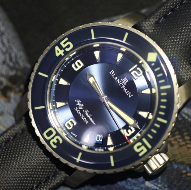 Analysis Of Blancpain Fifty Fathoms Blue Dail Replica Watch