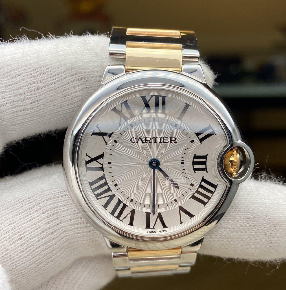 What’s So Special About The Ballon Bleu De Cartier Replica Gold Watch?